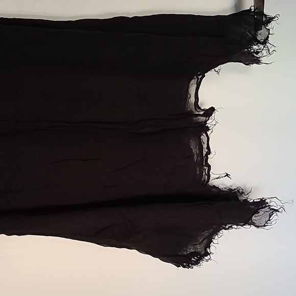 *2/$30 summer clearout* izzue s.S black tank top - Picture 3 of 6